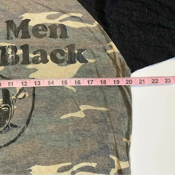 NWOT Medium Real Men Wear Black 3/4 Sleeve Tee Camo - Picture 6 of 8